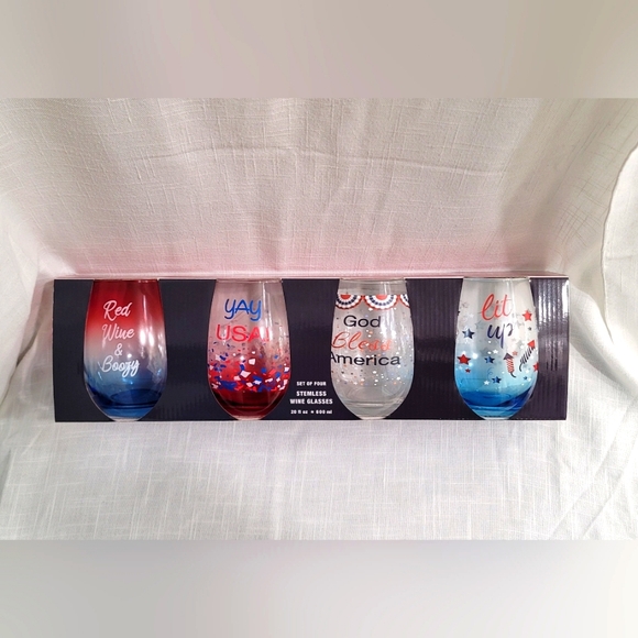 Home Essentials Other - NEW IN PACKAGE Set of 4 USA Themed Stemless 20oz Wine Glasses